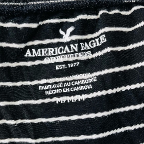 AMERICAN EAGLE Black White Striped Off Shoulder Ruffled 3/4 Sleeve Top - MEDIUM - Picture 4 of 9